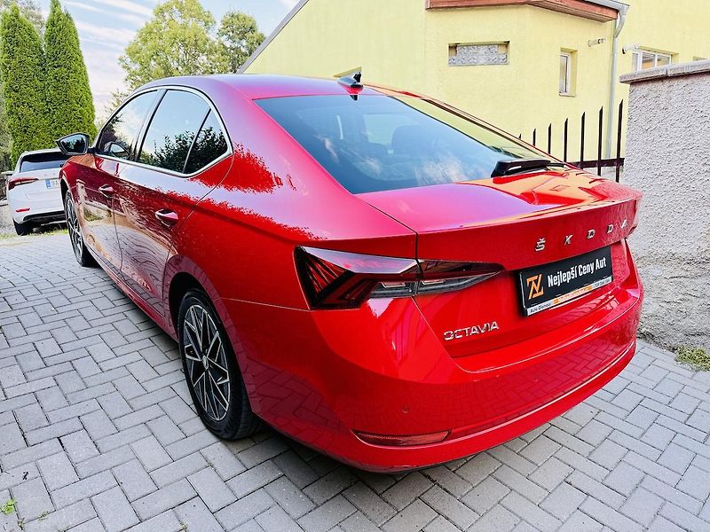Škoda Octavia (2023) 2,0TDi 85kW STYLE LED MATRIX  - fotka 14 z 19
