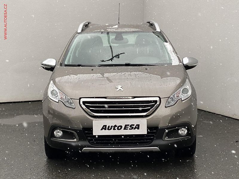 Peugeot 2008 (2016) 1.6 HDi, Allure, navi - fotka 2 z 20
