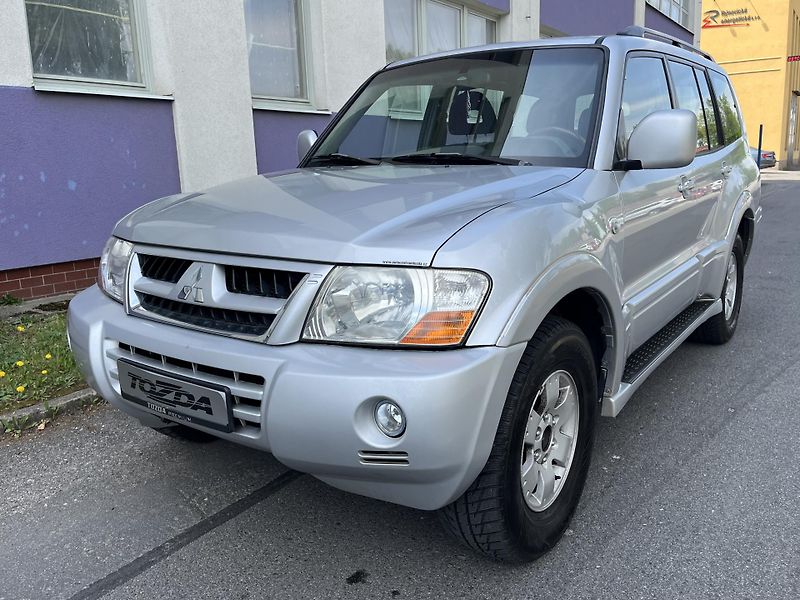 Mitsubishi Pajero 3.2 DID bez koroze - fotka 1 z 33