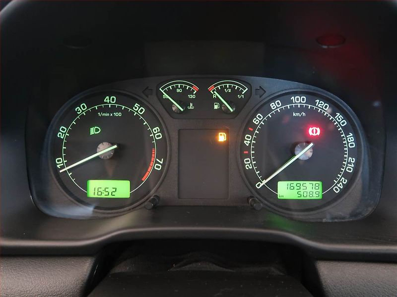 Škoda Octavia (2010) 1.6, po STK, za dobrou cenu - fotka 11 z 12