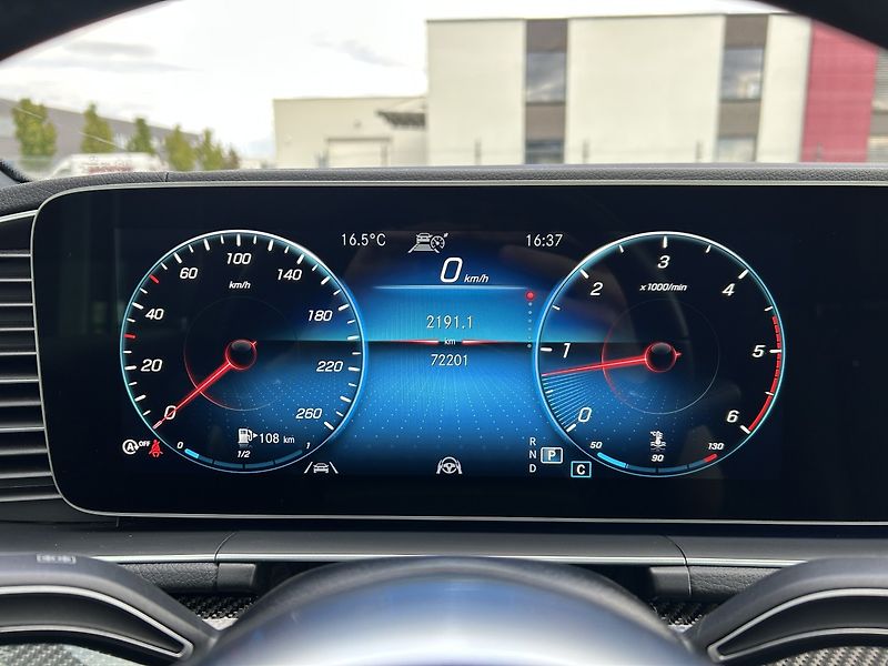Mercedes-Benz GLS 400d 4MATIC AMG AIRMATIC - fotka 11 z 31
