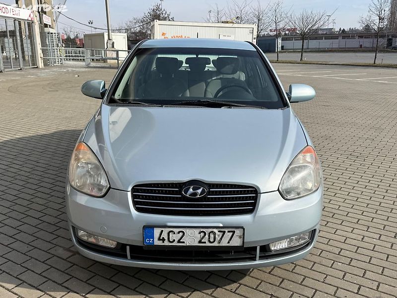 Hyundai Accent (2008) 1.6i, 82kw Původ ČR 1. maj. - fotka 8 z 21