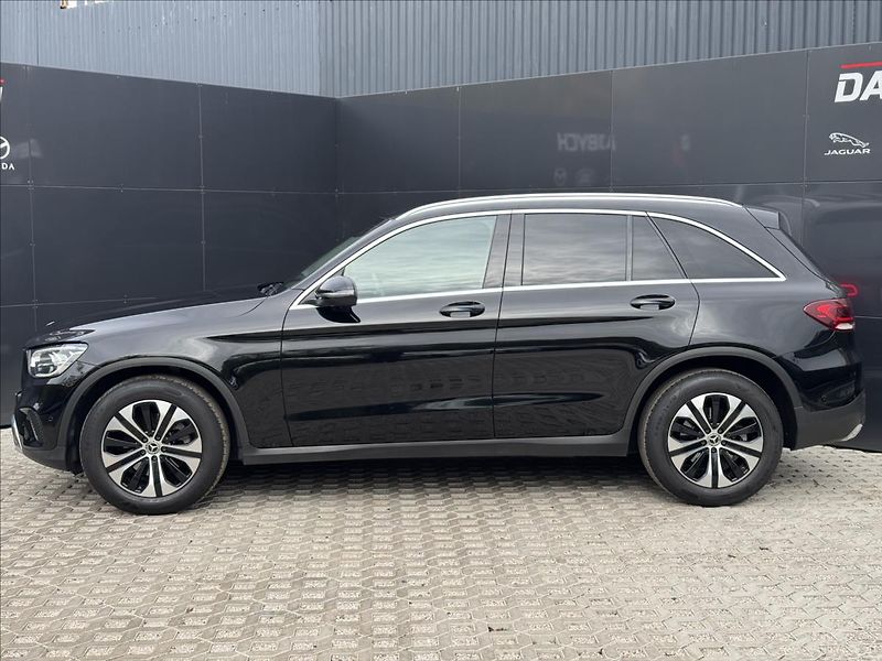 Mercedes-Benz GLC 2,0 220d 4MATIC AT ČR - fotka 5 z 30