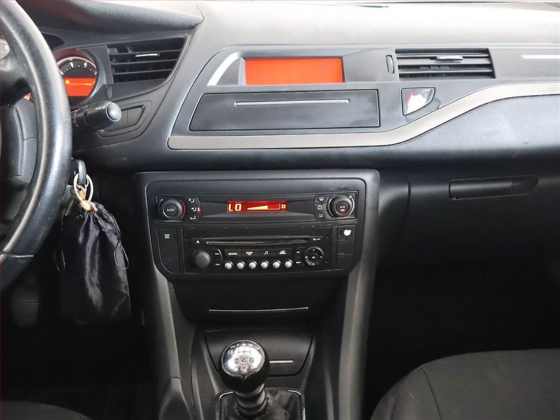 Citroën C5 (2008) 1.8 16V, po STK, jezdí výborně - fotka 12 z 14