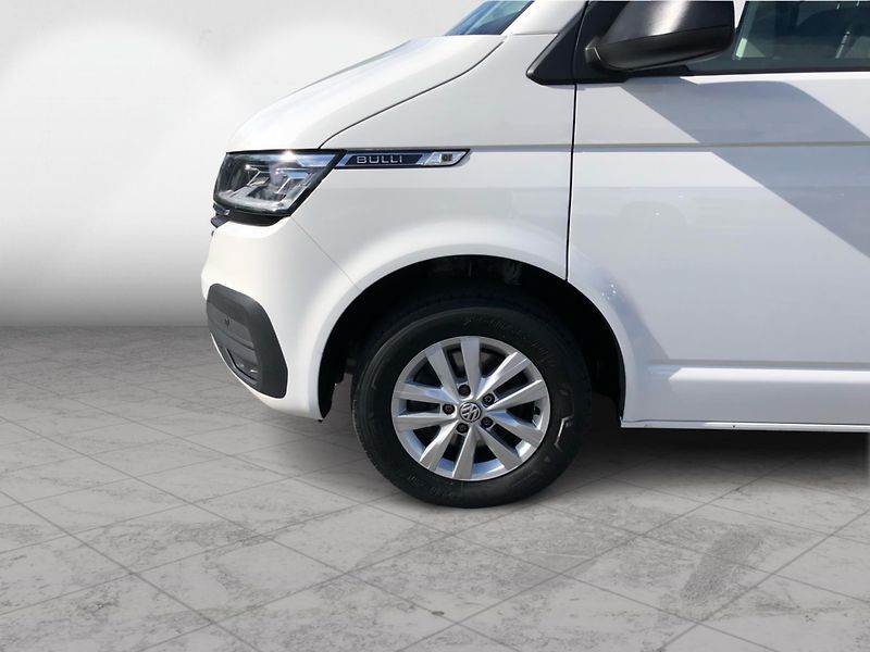 Volkswagen Multivan 6.1 2.0 TDi BULLI - fotka 10 z 29