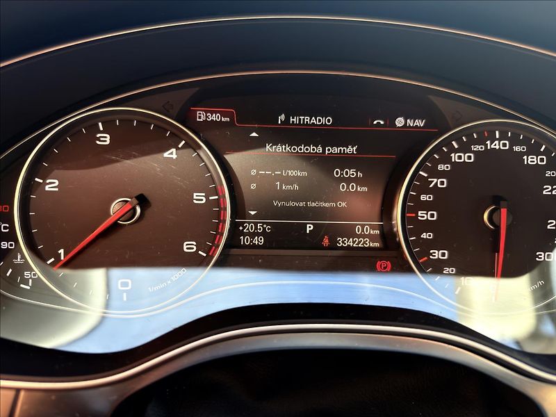 Audi A6 Avant 2,0 TDi Automat - fotka 13 z 30