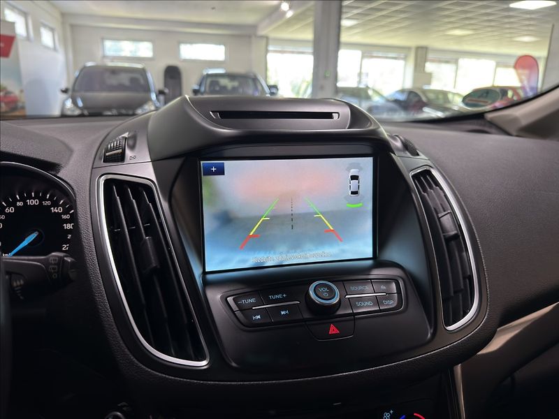 Ford Grand C-MAX 1,5   TDCI TITAN AT KAMERA FUL - fotka 17 z 39