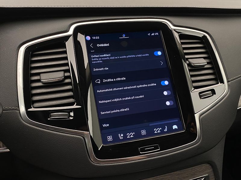 Volvo XC90 B5 AWD DARK PLUS AUT CZ 7m - fotka 55 z 67