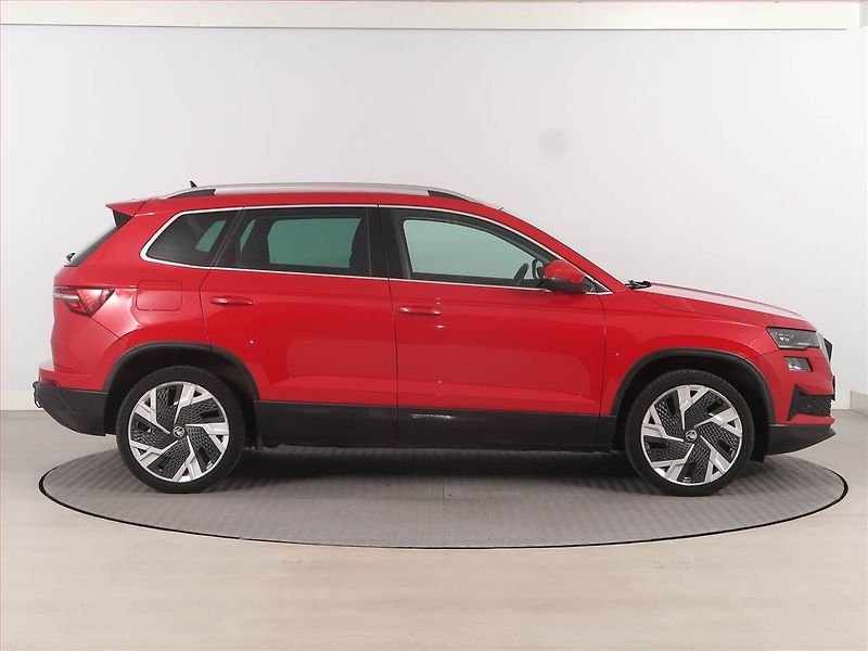 Škoda Karoq (2022) 1.5 TSI - fotka 6 z 20