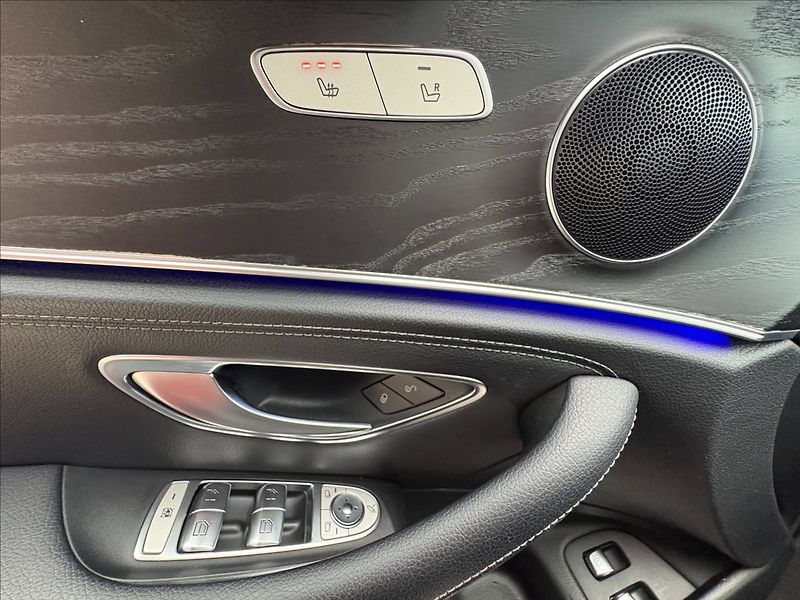 Mercedes-Benz Třídy E 3,0 E 350 d 4M ČR - fotka 8 z 20