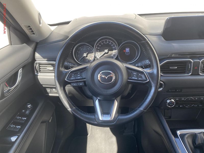 Mazda CX-5 (2017) 2.0i 4x4, 2.maj,ČR, LED, navi - fotka 11 z 21