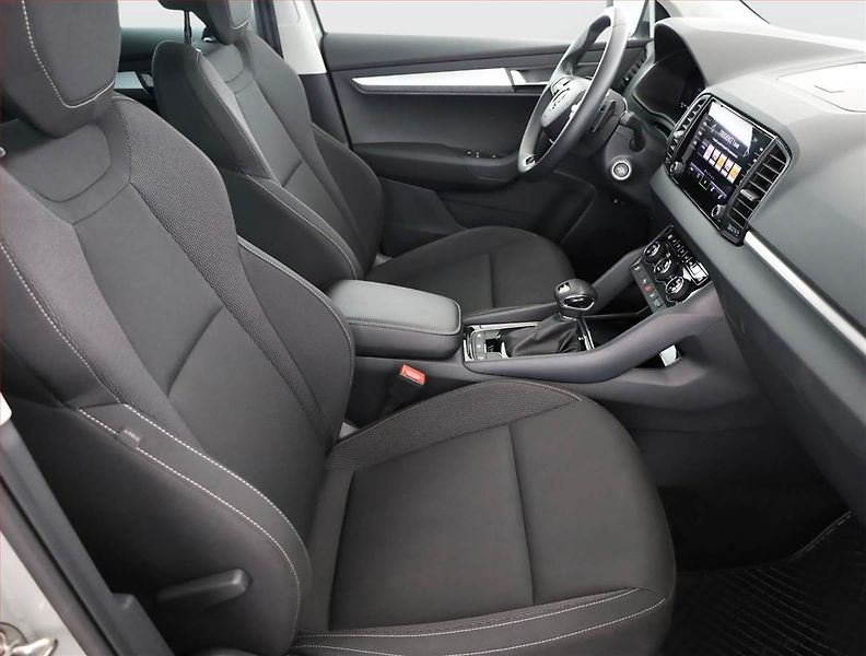Škoda Karoq (2024) Fresh 2.0 TDI - fotka 7 z 21