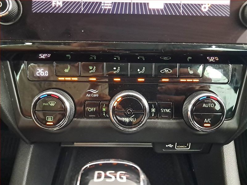 Škoda Octavia (2019) Style 1.6 TDI, Automat, Kůže - fotka 13 z 21