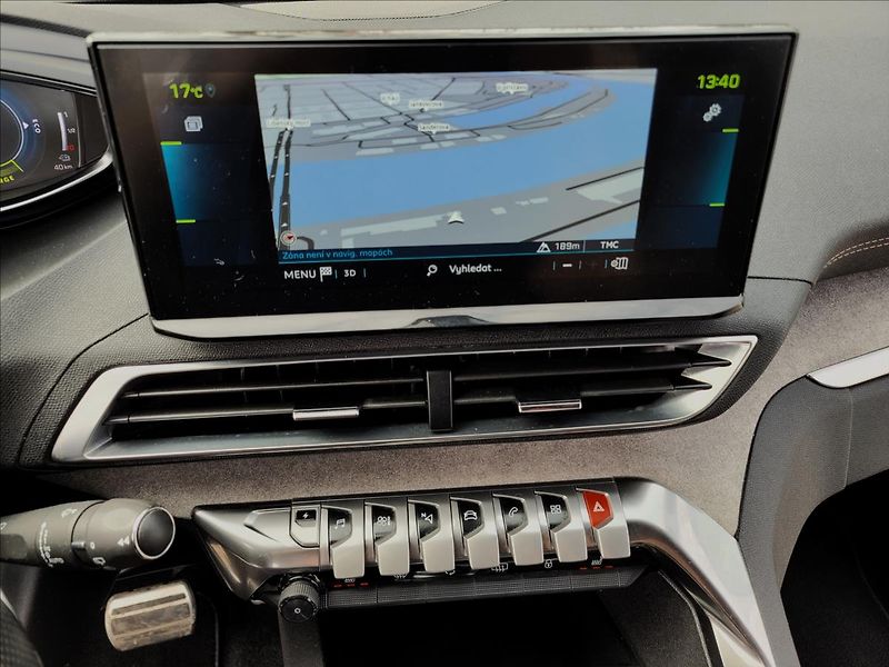 Peugeot 3008 1,6 JIŽ NENÍ K DISPOZICI - fotka 24 z 39