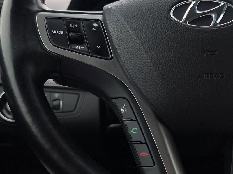 Hyundai i40 (2015) 1.7 CRDi 100kW, A/T, ČR, 1. Ma - fotka 12 z 26