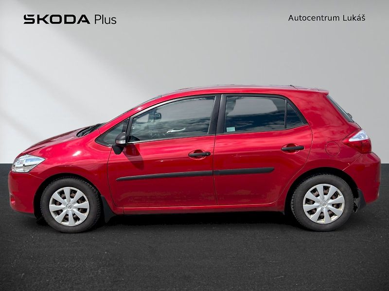 Toyota Auris (2010) - fotka 3 z 24