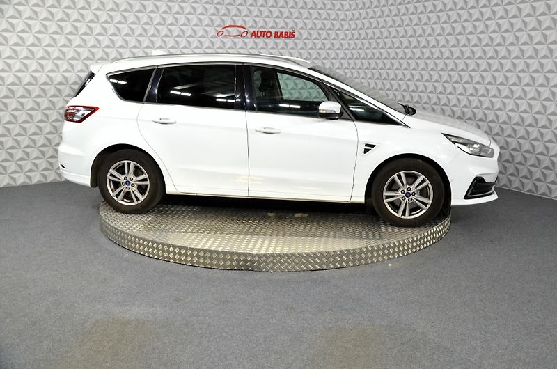 Ford S-MAX (2020) 2.0TDCi 110kw Titanium - fotka 4 z 24