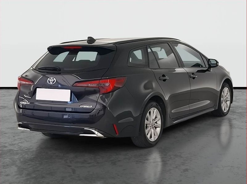 Toyota Corolla (2024) 1.8 Hybrid - fotka 5 z 23