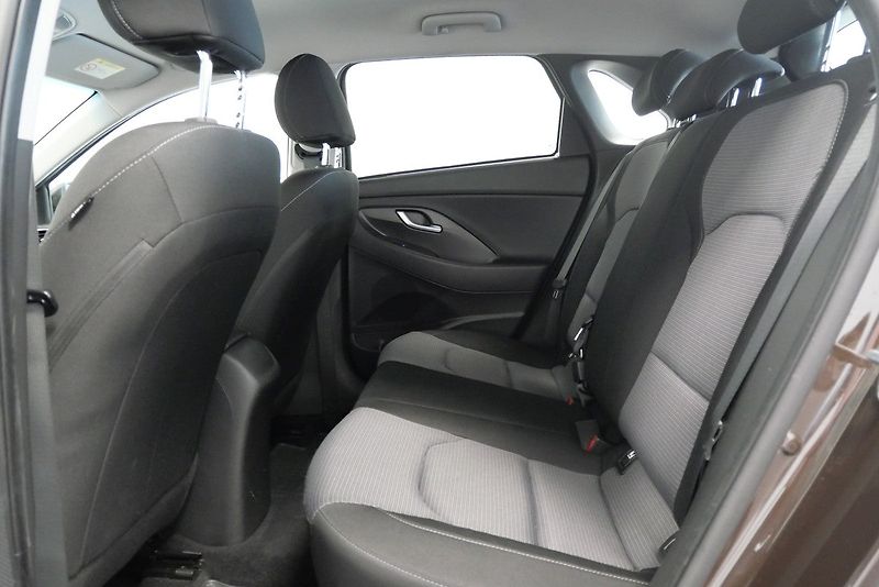 Hyundai i30 - fotka 21 z 22