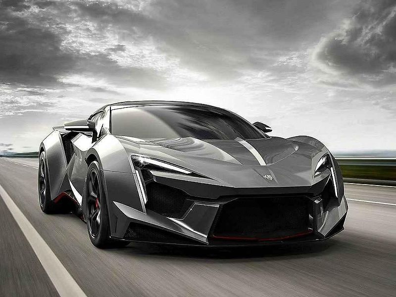 W Motors Fenyr SuperSport.