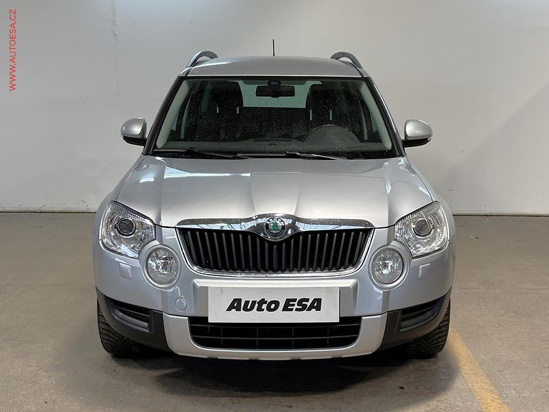 Škoda Yeti (2012) 1.2 TSi, Family, DSG - fotka 2 z 14