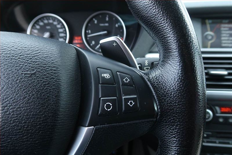 BMW X5 (2013) xDrive30d, 4X4, Automat - fotka 19 z 26
