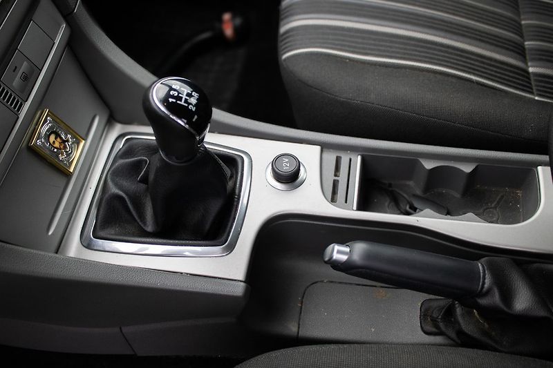 Ford Focus Výjimečný stav, 26447 Km, tažn - fotka 17 z 28