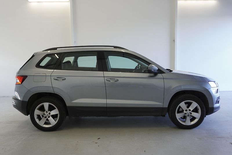 Škoda Karoq 1.6 TDi DSG 7 - fotka 5 z 28