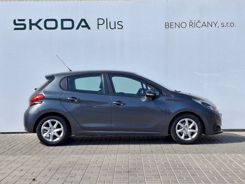 Peugeot 208 (2016) ALLURE Automat 1,2i 60kW - fotka 11 z 35