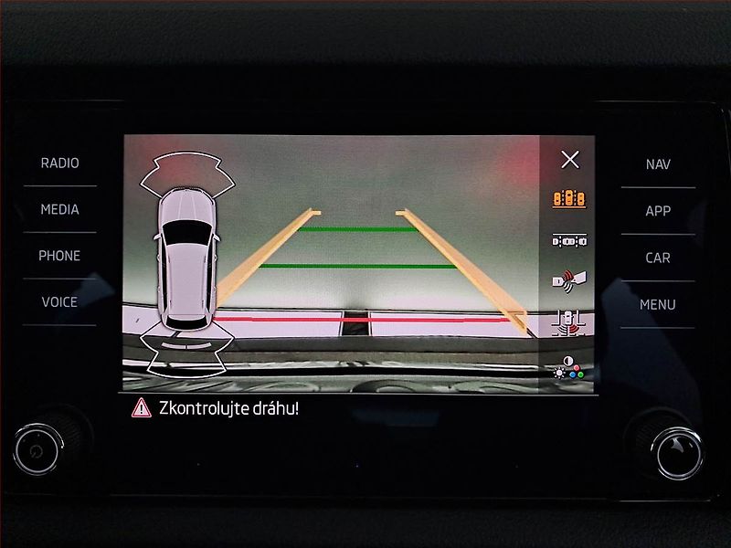 Škoda Kodiaq (2021) Ambition 1.5 TSI - fotka 13 z 18