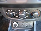 Dacia Duster 1,6 i 84kW 4x4 - náhled 17