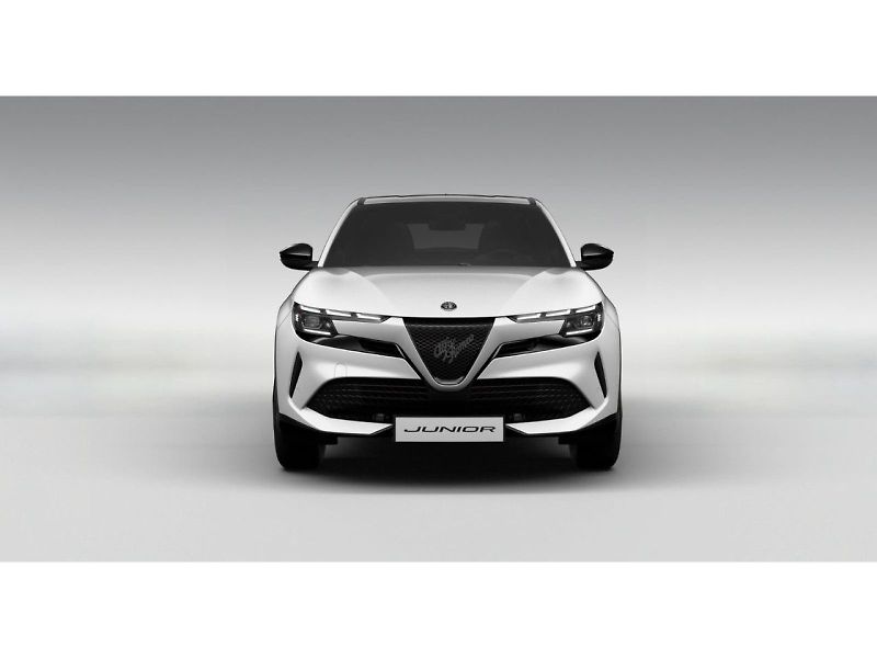 Alfa Romeo Junior (2026) Ibrida 1.2 Turbo Hybrid 145k * - fotka 4 z 7
