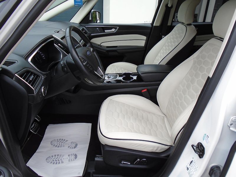 Ford S-MAX 2.0EcoBlue 140kW AWD Vignale A - fotka 16 z 49