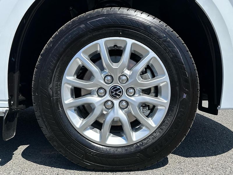 Volkswagen Caravelle (2025) 2,0 TDI - fotka 10 z 22