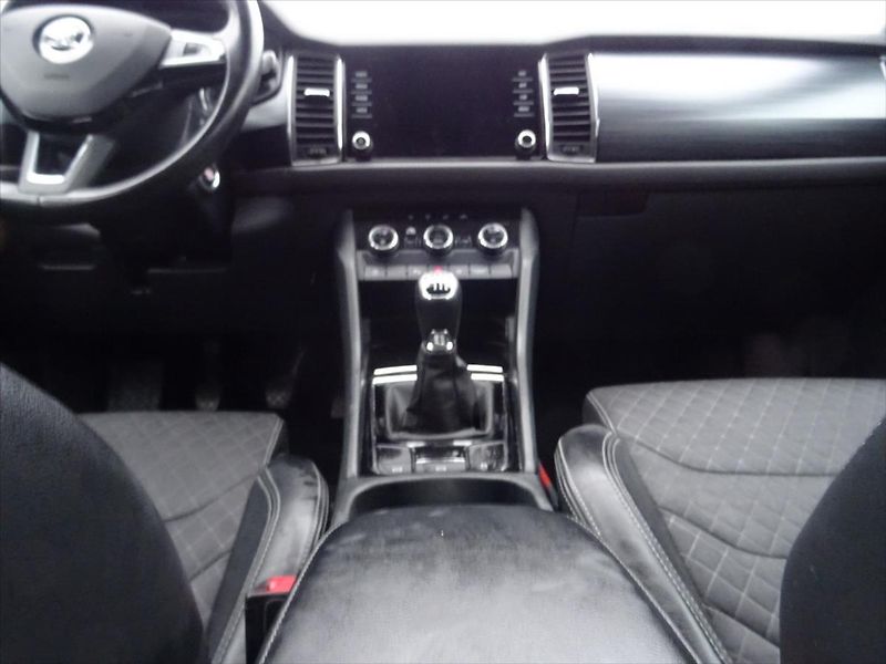 Škoda Kodiaq 1,5 TSi 110 kW Business - fotka 12 z 27