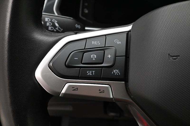 Volkswagen Tiguan 1,4 TSI eHybrid 110kW DSG Záru - fotka 24 z 33
