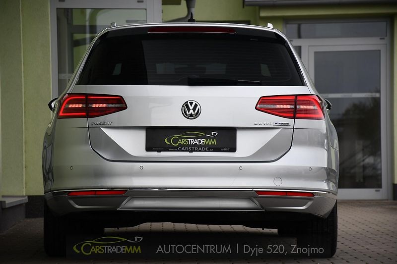 Volkswagen Passat 2,0TDi DSG NAVI 2xKOLA  - fotka 5 z 51