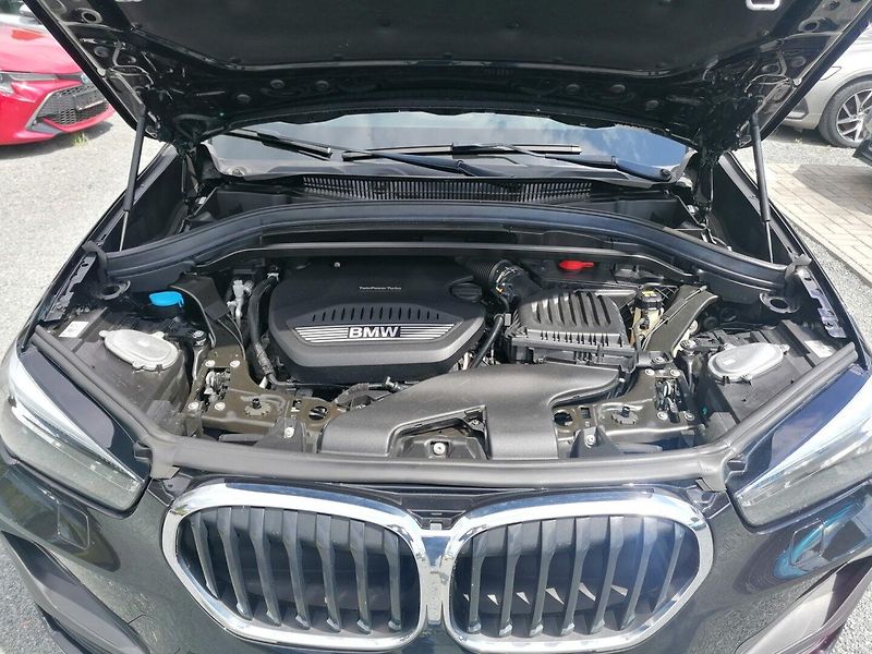 BMW X1 (2020) 18D 110kw X-Drive ČR LED - fotka 25 z 25