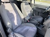 Volkswagen Touran (2013) 2.0 TDI Highline - náhled 10