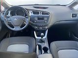Kia Ceed (2013) 1.6 GDi, AC, TZ - náhled 8