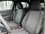 Peugeot 2008 (2026) BUSINESS Hybrid 110 e-DCS6 - náhled 12