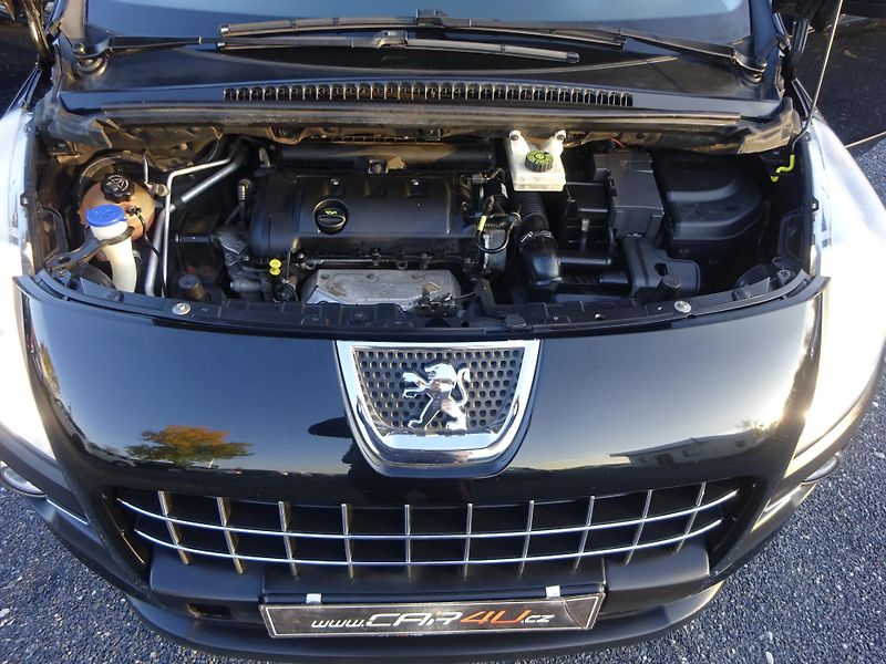 Peugeot 3008 1,6 VTi 88kW Panorama - fotka 28 z 32