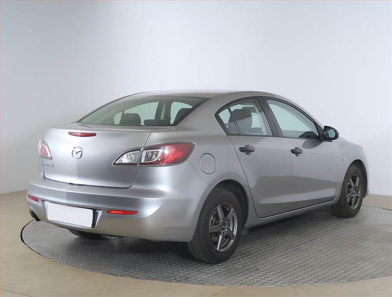 Mazda 3 (2013) 1.6 DI Turbo, nová STK - fotka 5 z 16