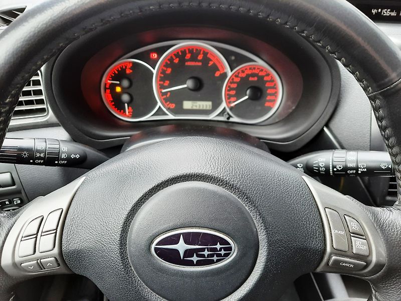Subaru Impreza (2008) 2,5i-T WRX - fotka 14 z 28