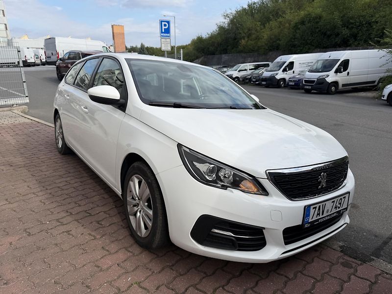 Peugeot 308 (2019) SW ACTIVE PureTech 110k MAN6 - fotka 2 z 7