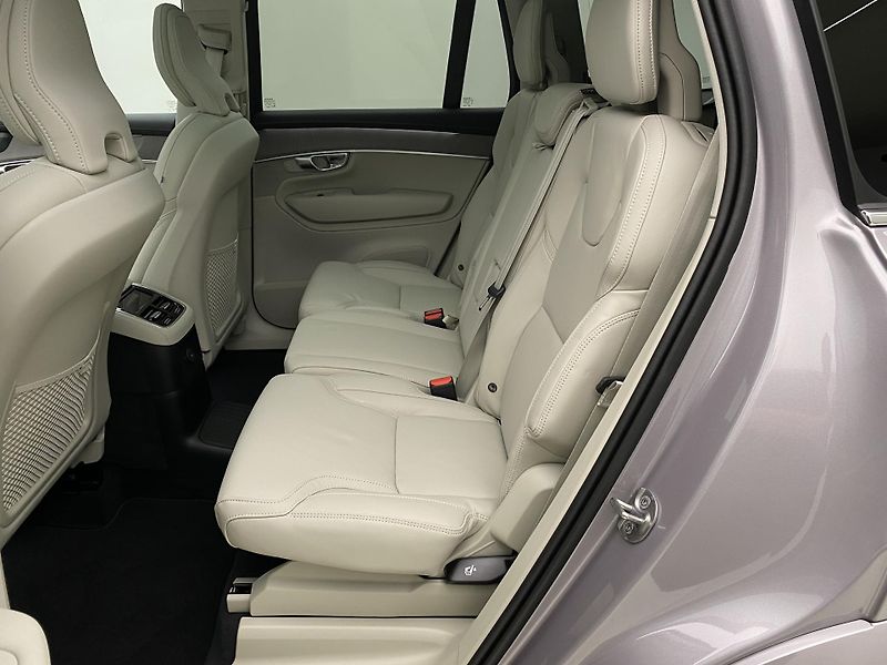 Volvo XC90 (2026) T8 AWD Plug-in BRIGHT PLUS 7m - fotka 6 z 71