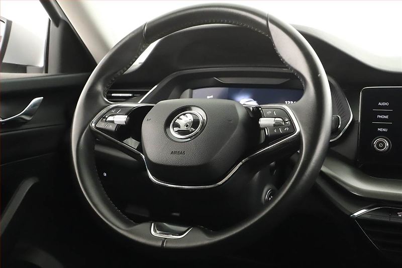Škoda Octavia (2022) Ambition 2.0 TDI, ČR,1.maj - fotka 16 z 17