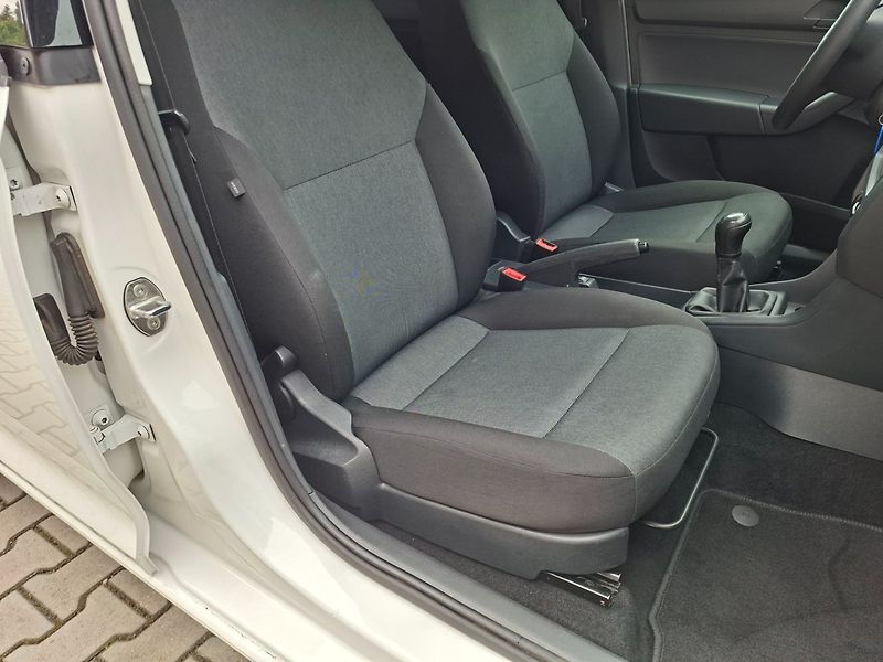 Škoda Rapid (2016) 1.2TSI 66kW - fotka 22 z 37
