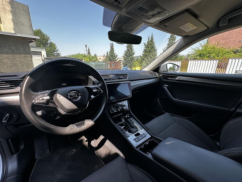Škoda Superb 2.0TDi-110KW-DSG-DPH-STYLE-NAV - fotka 12 z 20