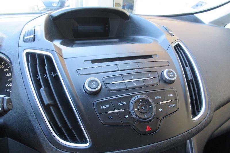 Ford C-MAX 1.5 TDCi AUT. KLIMA - fotka 13 z 22